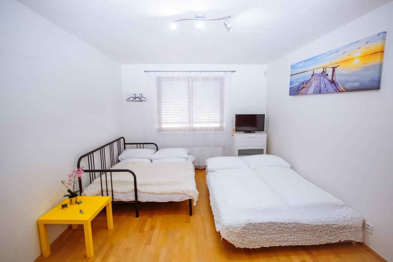 Beautiful Apartment In Central Residence Praha Eksteriør bilde