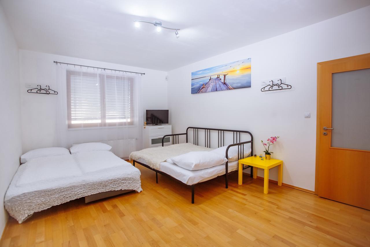 Beautiful Apartment In Central Residence Praha Eksteriør bilde