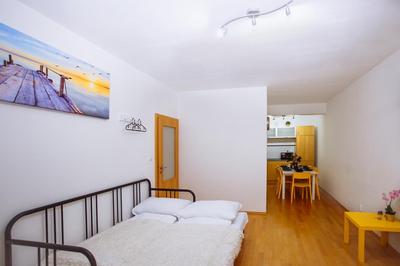 Beautiful Apartment In Central Residence Praha Eksteriør bilde
